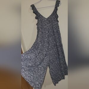 Anthropologie Navy and White Floral Jumpsuit With Gaucho Legs And Ruffle Straps